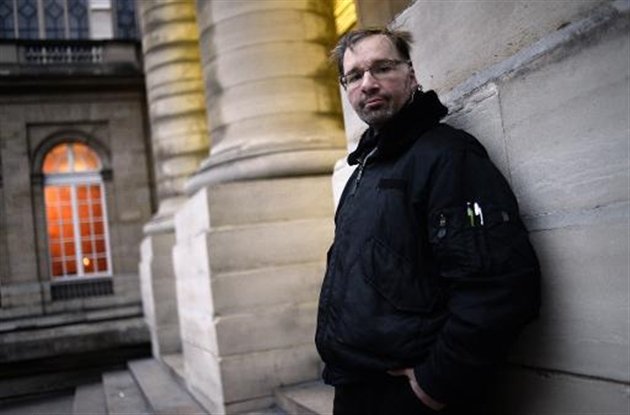 Maxime, 39 ετών -Τον χτυπούσε η σύντροφός του: Μια απίστευτη ιστορία [εικόνες] | iefimerida.gr 1