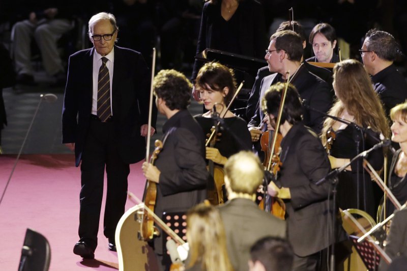 Κονσέρτο του Ενιο Μορικόνε για τους άστεγους -Ηταν οι επίτιμοι προσκεκλημένοι του [εικόνες & βίντεο] | iefimerida.gr 2