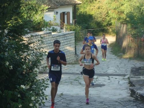 Γνωρίστε το νησί της Κυρα-Φροσύνης -Το μόνο νησί λίμνης που κατοικείται, στην Ευρώπη [εικόνες] | iefimerida.gr 13