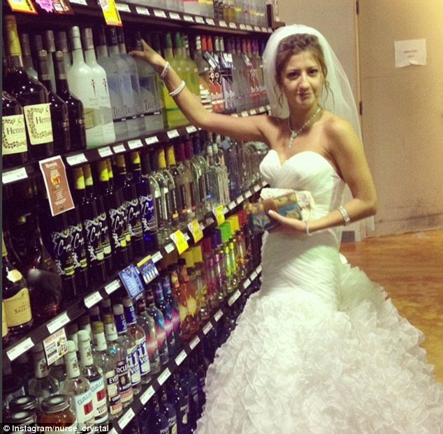 Οι πιο ντροπιαστικές φωτογραφίες  με νύφες που έγιναν viral [εικόνες] | iefimerida.gr 7