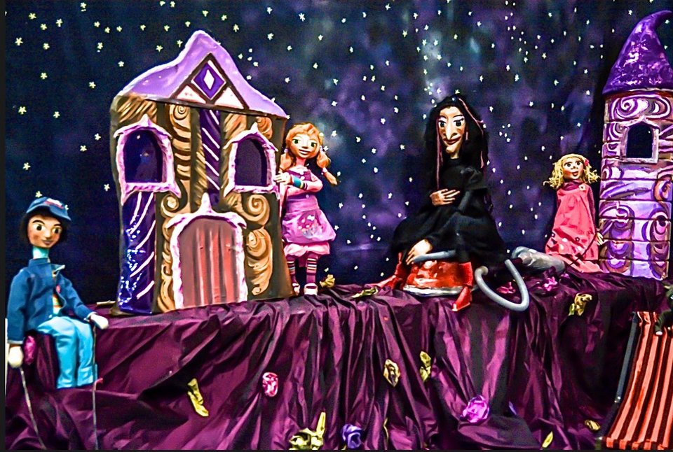 Ολοι οι ήρωες του Ευγένιου Τριβιζά στο Ιδρυμα Μιχάλης Κακογιάννης [εικόνες] | iefimerida.gr 2