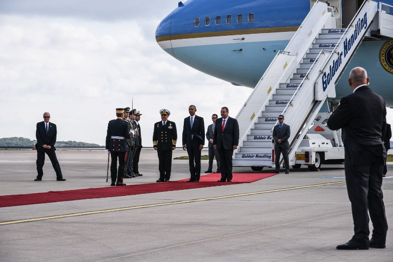 Μυστική Υπηρεσία των ΗΠΑ: Ποιοι είναι οι «σκληροί» κουστουμάτοι πράκτορες που προστατεύουν τον πρόεδρο [εικόνες] | iefimerida.gr 6