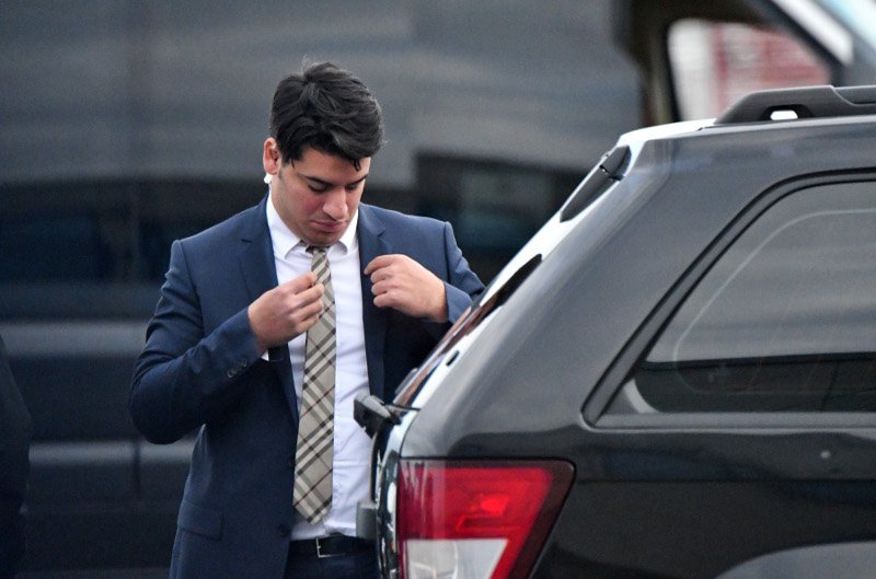 Μυστική Υπηρεσία των ΗΠΑ: Ποιοι είναι οι «σκληροί» κουστουμάτοι πράκτορες που προστατεύουν τον πρόεδρο [εικόνες] | iefimerida.gr 3