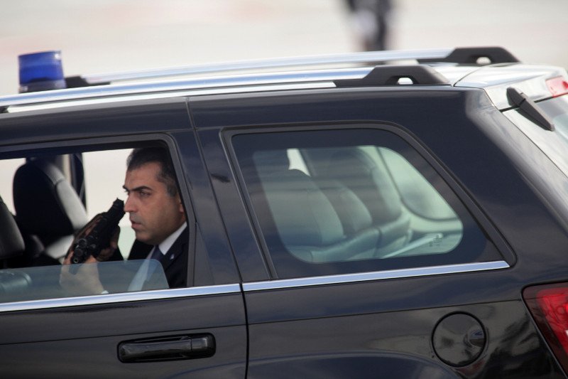 Μυστική Υπηρεσία των ΗΠΑ: Ποιοι είναι οι «σκληροί» κουστουμάτοι πράκτορες που προστατεύουν τον πρόεδρο [εικόνες] | iefimerida.gr 11