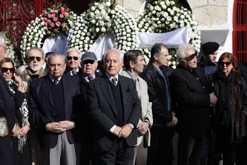 Το τελευταίο αντίο στον Κωστή Στεφανόπουλο -Με τιμές αρχηγού κράτους  [εικόνες & βίντεο] | iefimerida.gr 21