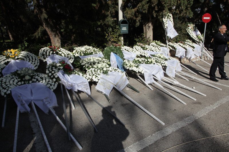 Το τελευταίο αντίο στον Κωστή Στεφανόπουλο -Με τιμές αρχηγού κράτους  [εικόνες & βίντεο] | iefimerida.gr 24