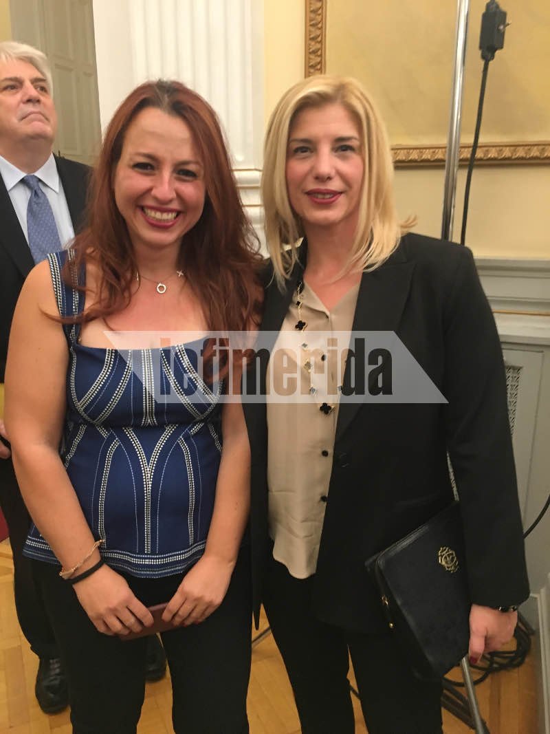 Ορκωμοσία: Οι παρουσίες που ξεχώρισαν -Η εντυπωσιακή εμφάνιση της 31χρονης υπουργού Εργασίας [εικόνες] | iefimerida.gr 4