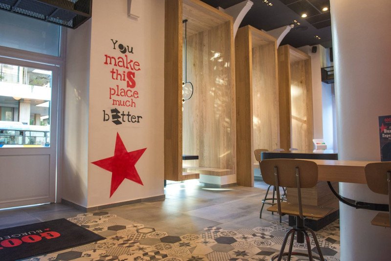 Τα Goody's Burger House πήγαν Σύνταγμα -Τα αγαπημένα μπέργκερ σε έναν χώρο γεμάτο εκπλήξεις [εικόνες & βίντεο] | iefimerida.gr 15