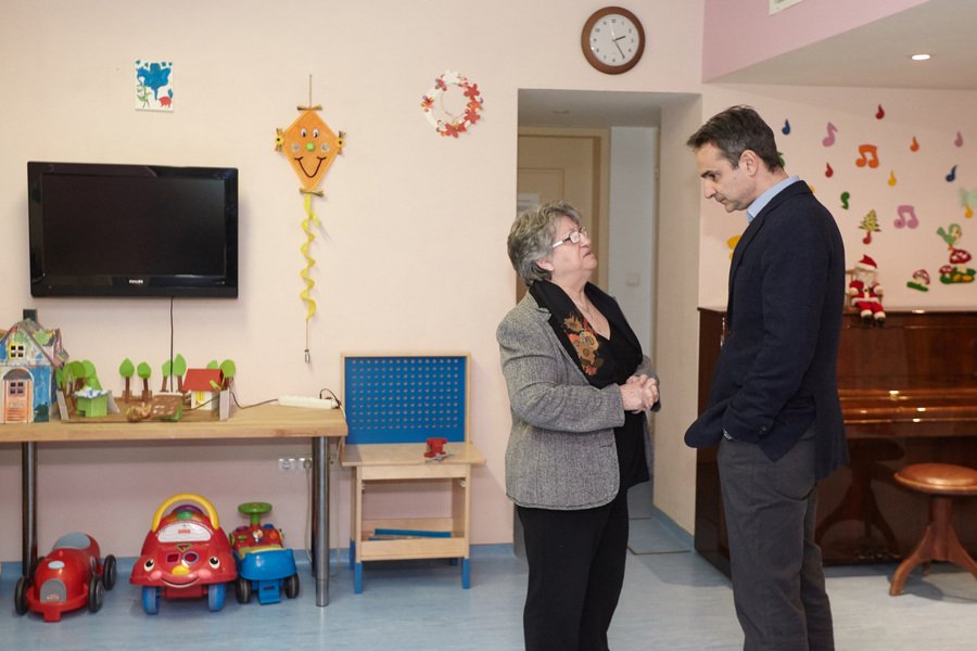 Στα παιδιά της «Φλόγας» ο Μητσοτάκης: «Μήνυμα αισιοδοξίας» [εικόνες] | iefimerida.gr 1