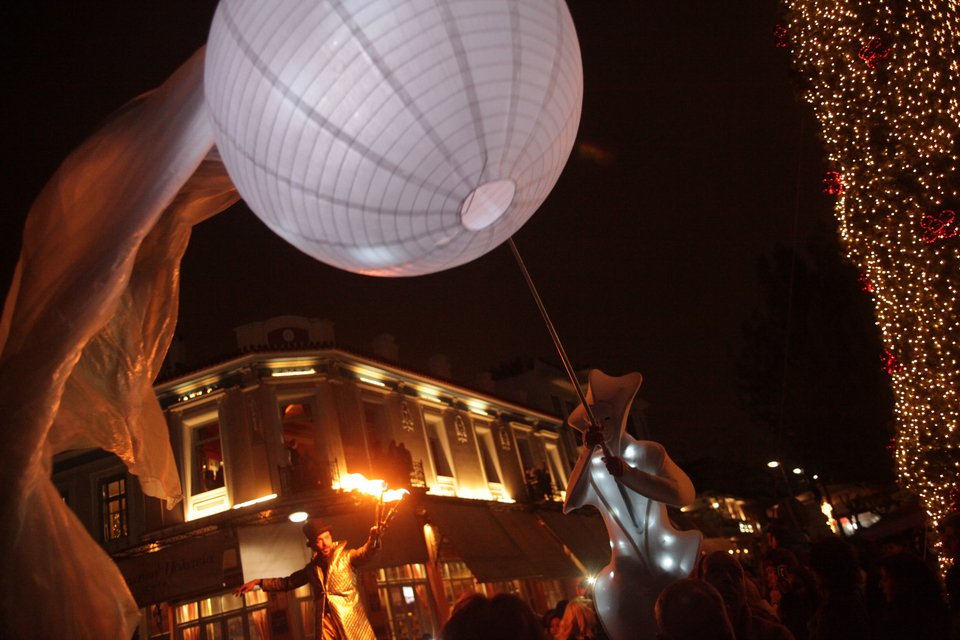 Πρωτοχρονιά στο Θησείο: Με Αθερίδη, Ζαχαράτο, Μαραβέγια και λαϊκό πάλκο [πρόγραμμα]  | iefimerida.gr 2