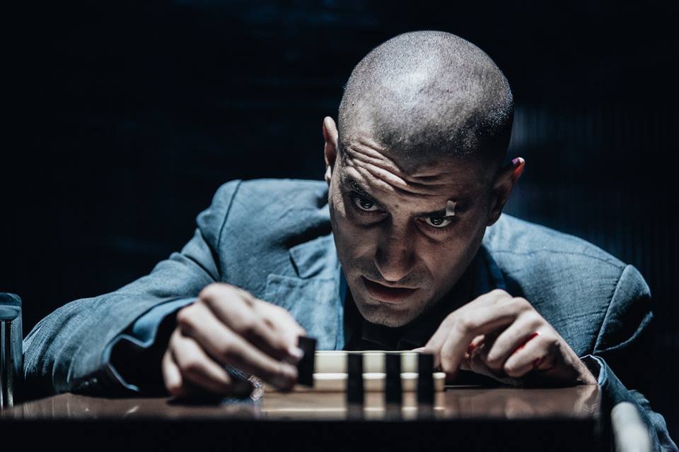 «1984»: Το θεατρικό talk of the town -Για γερά νεύρα και ενήλικο κοινό [εικόνες & βίντεο]  | iefimerida.gr 0