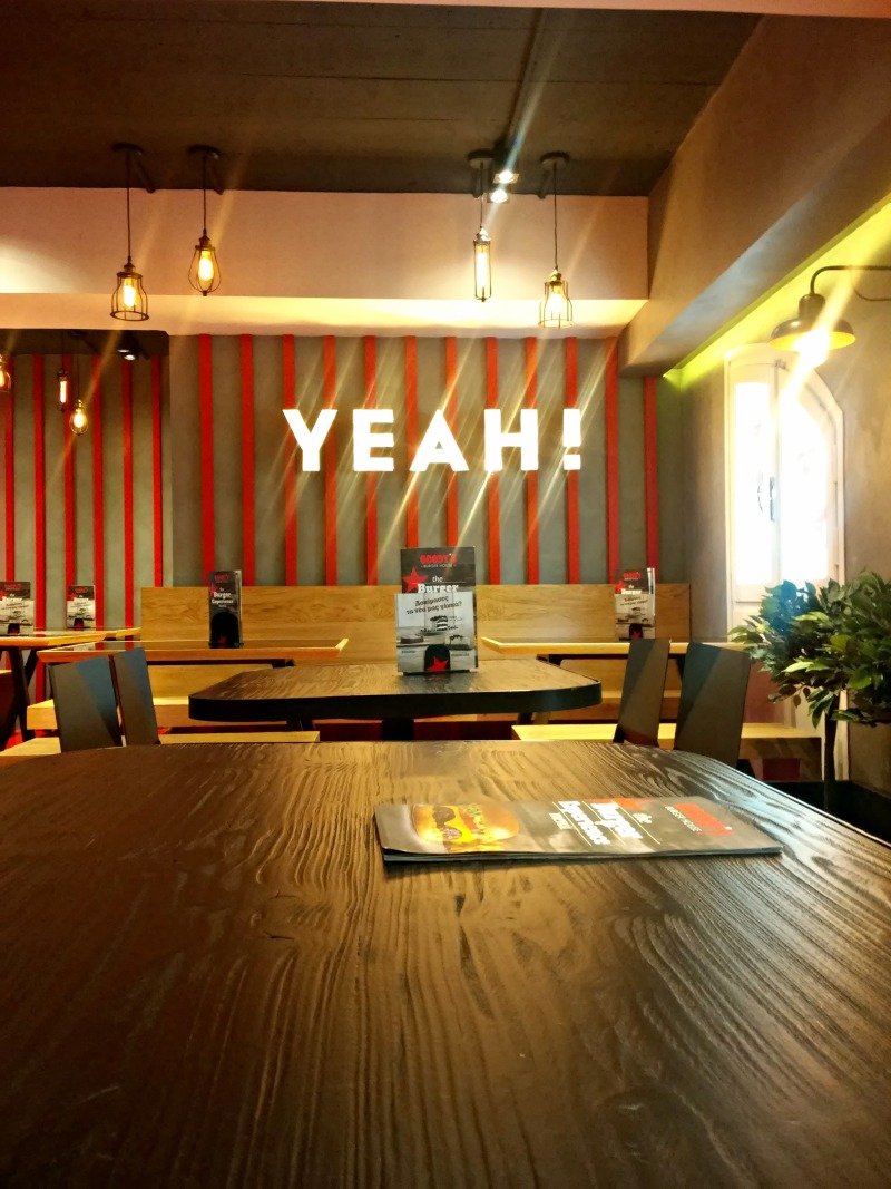 Τα Goody's Burger House πήγαν Σύνταγμα -Τα αγαπημένα μπέργκερ σε έναν χώρο γεμάτο εκπλήξεις [εικόνες & βίντεο] | iefimerida.gr 11