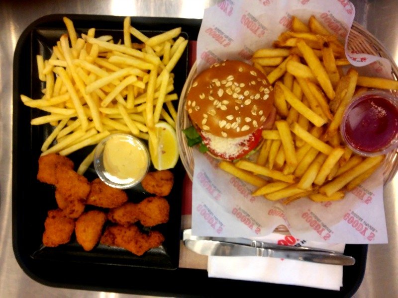 Τα Goody's Burger House πήγαν Σύνταγμα -Τα αγαπημένα μπέργκερ σε έναν χώρο γεμάτο εκπλήξεις [εικόνες & βίντεο] | iefimerida.gr 17