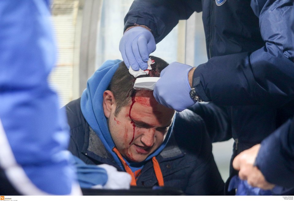 Επεισόδια στο Καυταντζόγλειο - Τραυματίστηκε δημοσιογράφος [εικόνες] | iefimerida.gr 0