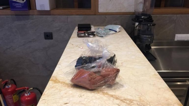 Πήγαν να τινάξουν στον αέρα όλο το κέντρο του Ηρακλείου -Τους «έπιασε» η κάμερα [βίντεο] | iefimerida.gr 1