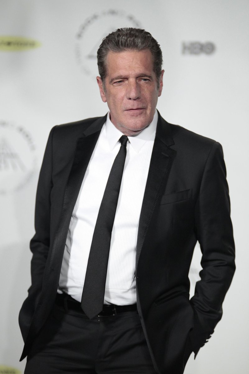 2016: Η χρονιά που «έφυγαν» μερικοί από τους σπουδαιότερους μουσικούς [εικόνες] | iefimerida.gr 1