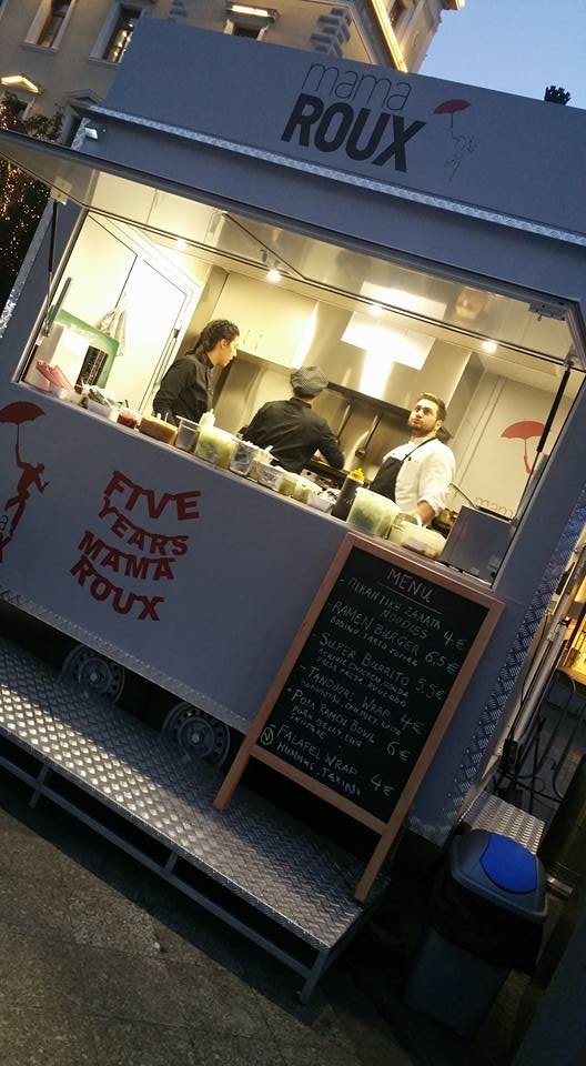 Στήθηκε το Athens Food Market: Γαστρονομία σε καντίνες από δημοφιλή εστιατόρια [εικόνες] | iefimerida.gr 2