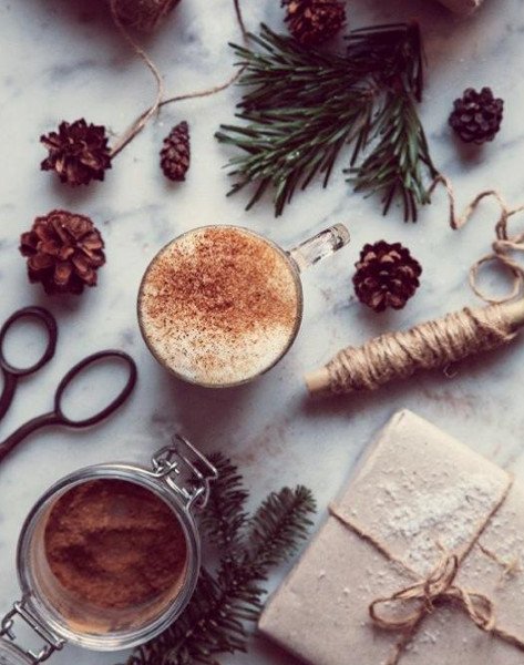 Καφές, ποτό, φαγητό ανάμεσα σε λαμπιόνια, δέντρα, μολυβένιους στρατιώτες -4 μαγαζιά της Αθήνας με παραμυθένια, χριστουγεννιάτικη διακόσμηση [εικόνες] | iefimerida.gr 11