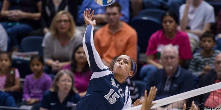 Αυτό είναι το κορίτσι του Γιάννη Αντετοκούνμπο -Η βολεϊμπολίστρια Μαράια Ρίντλσπριγκερ [εικόνες] | iefimerida.gr 1