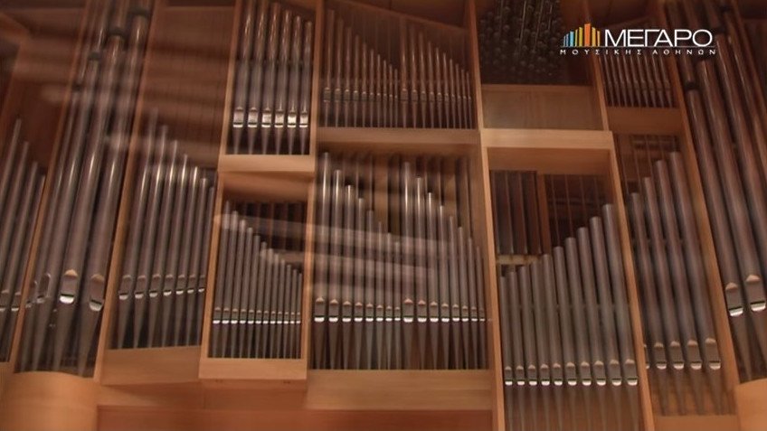Συναυλία με το εκκλησιαστικό όργανο του Μεγάρου -Με μήκος 4,93μ. και 6.080 αυλούς [εικόνες]  | iefimerida.gr 1