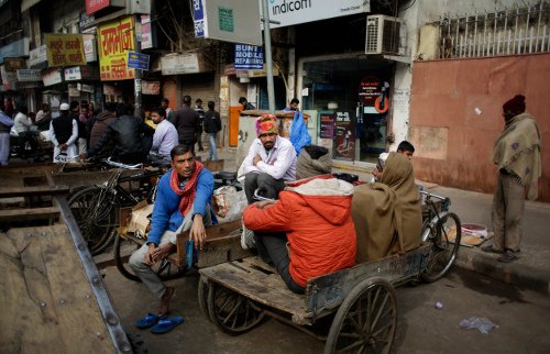 Ινδία: Τεράστιες ουρές στις τράπεζες λόγω... αλλαγής χαρτονομισμάτων [εικόνες] | iefimerida.gr 3