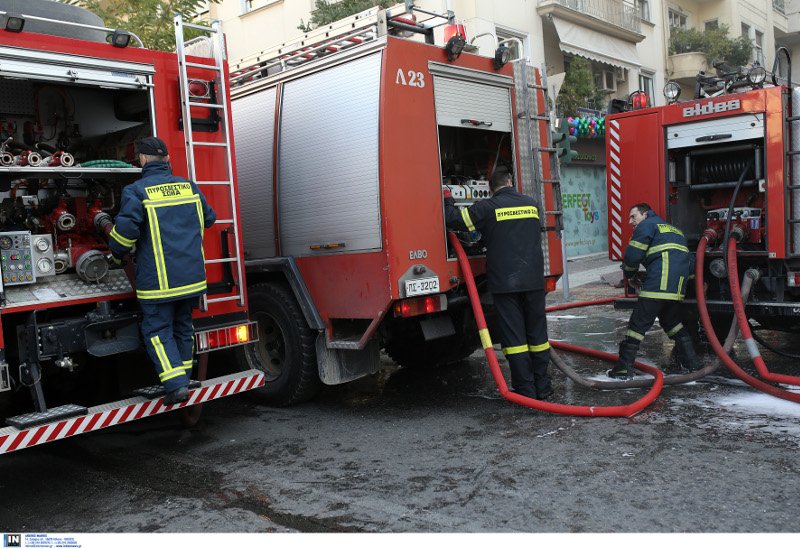 Μία νεκρή και πέντε τραυματίες -Εκρηξη στα Everest στην πλατεία Βικτωρίας [εικόνες & βίντεο] | iefimerida.gr 19