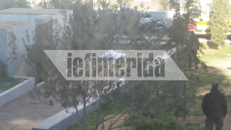 Ανταλλαγή πυροβολισμών μεταξύ αστυνομικών και αγνώστου στο κέντρο της Αθήνας -Νεκρός ο ένοπλος [εικόνες] | iefimerida.gr 0