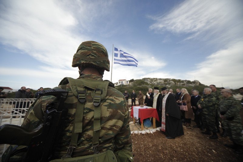 Ο Καμμένος στο Καστελόριζο, με βουλευτές και Κασιδιάρη [εικόνες] | iefimerida.gr 4