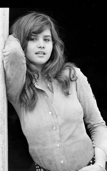 Σοκ στο Χόλιγουντ: Χωρίς συναίνεση της Σνάιντερ η σκηνή σεξ με το βούτυρο στο «Τελευταίο τανγκό στο Παρίσι» [βίντεο] | iefimerida.gr 5