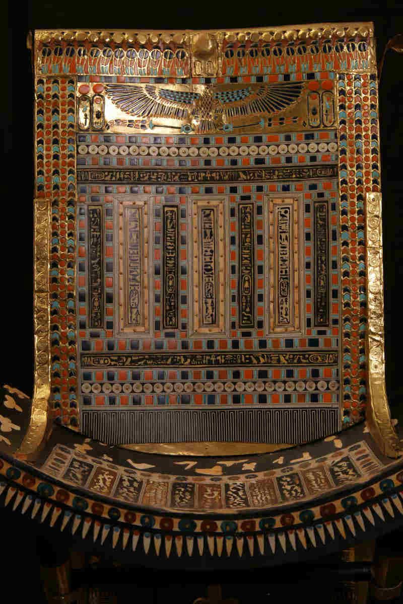 Εκθεση με πιστά αντίγραφα του τάφου του Τουταγχαμών -Σφίγγες, σαρκοφάγοι, μάσκες [εικόνες]  | iefimerida.gr 5