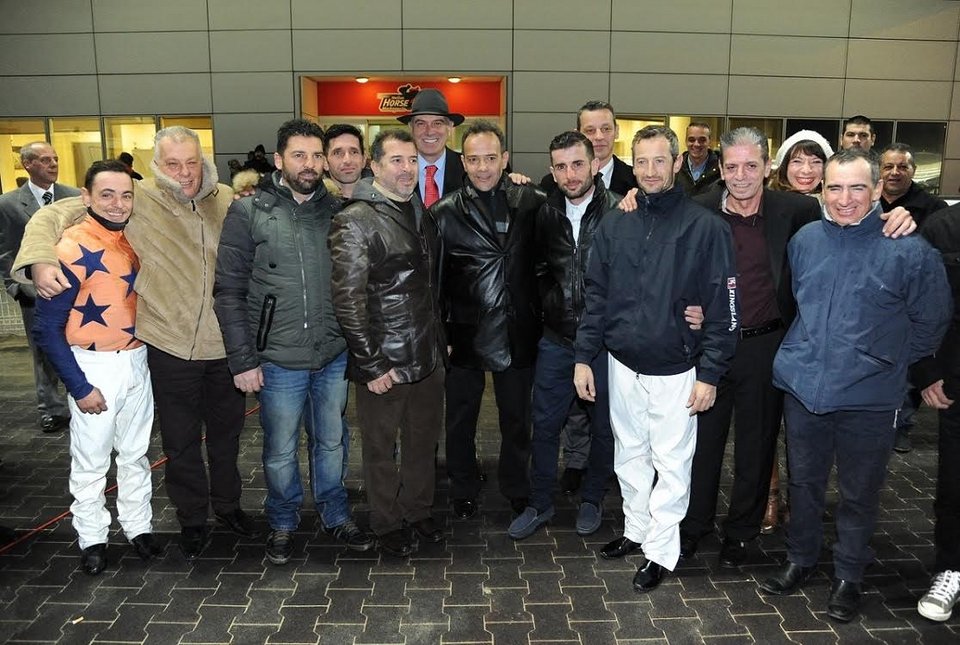 Η Ιπποδρομίες ΑΕ τίμησε τον Θανάση Σωτηρόπουλο [εικόνες & βίντεο] | iefimerida.gr 1