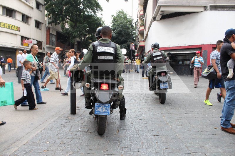 Ρεκόρ εγκληματικότητας στη Βενεζουέλα: Το 2016 έγιναν σχεδόν 30.000 δολοφονίες [εικόνες] | iefimerida.gr 6