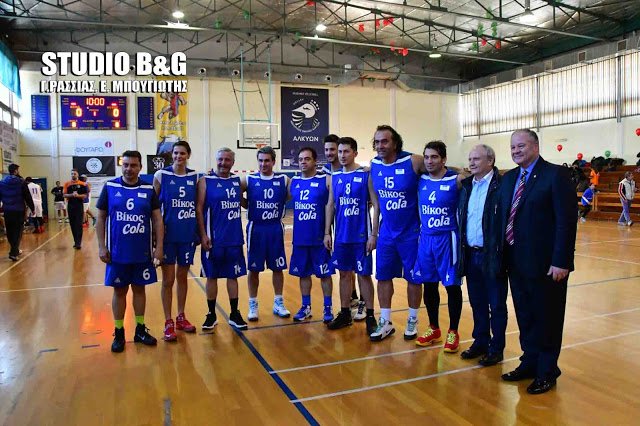 Bουλευτές πήγαν στο Ναύπλιο και έπαιξαν μπάσκετ για καλό σκοπό [εικόνες & βίντεο] | iefimerida.gr 3