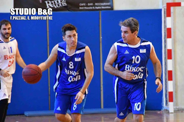 Bουλευτές πήγαν στο Ναύπλιο και έπαιξαν μπάσκετ για καλό σκοπό [εικόνες & βίντεο] | iefimerida.gr 4