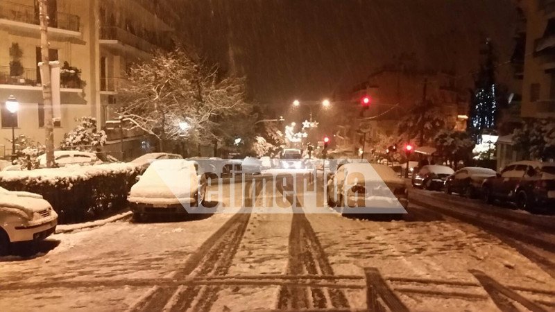 Επέλαση χιονιά: Στα λευκά η χώρα, το έστρωσε και στην Αθήνα [εικόνες] | iefimerida.gr 3