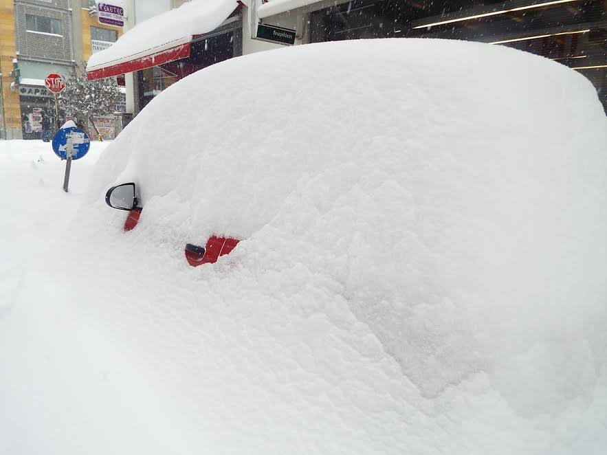 Ρωσία θυμίζουν τα Τρίκαλα -Σφοδρή χιονόπτωση, στο μισό μέτρο το χιόνι [εικόνες & βίντεο] | iefimerida.gr 8