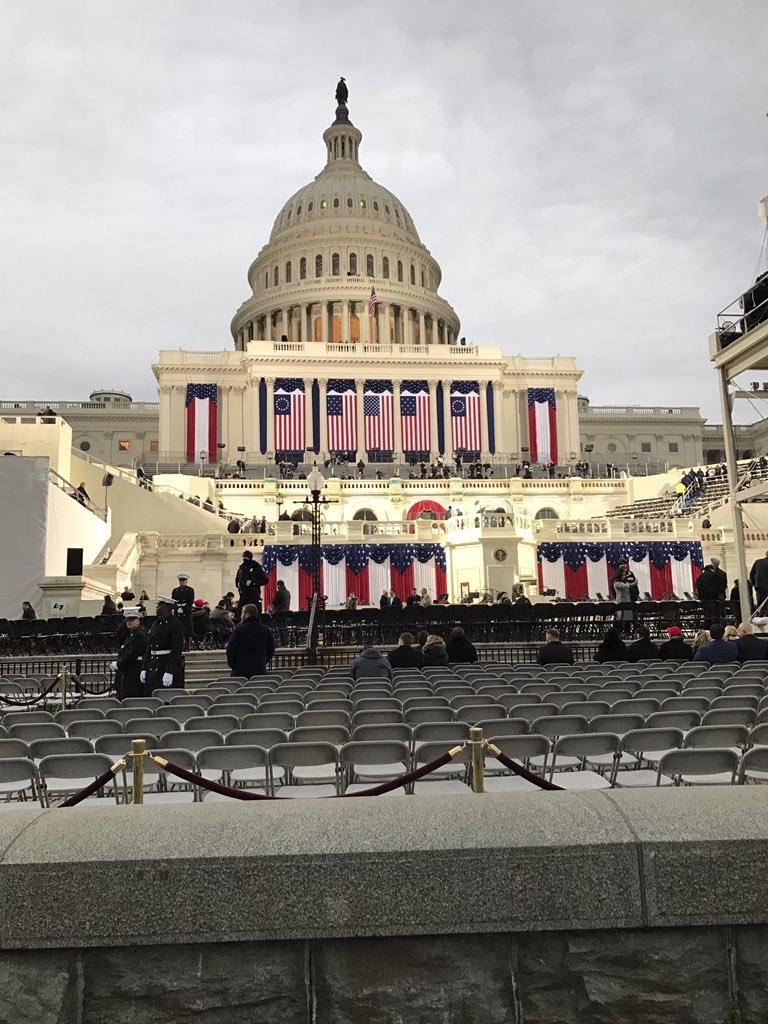 Ορκίστηκε ο Τραμπ-Βίαια επεισόδια στην Ουάσιγκτον, δεκάδες συλλήψεις [βίντεο] | iefimerida.gr 8
