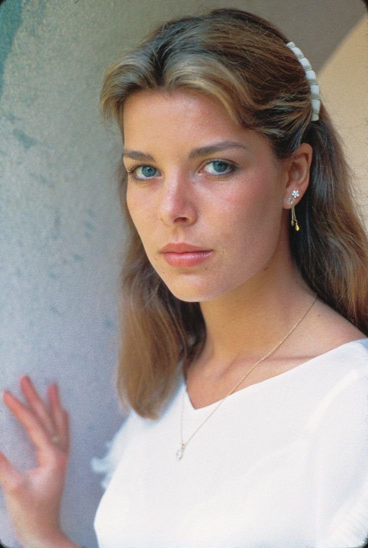 Η Καρολίνα του Μονακό έγινε 60 ετών -Μια «θεά» που παρήκμασε [εικόνες] | iefimerida.gr 3