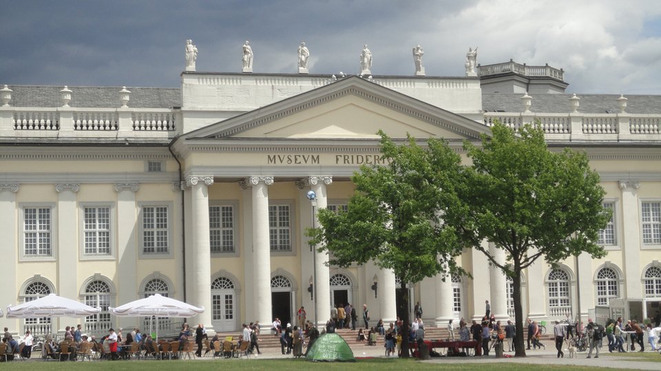 documenta 14: Στην Αθήνα 5.000 προσωπικότητες από όλο τον κόσμο -Στήνουν έργα στην ύπαιθρο | iefimerida.gr 2