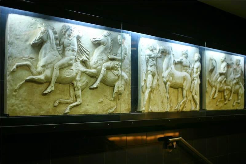 Στη Χιλή έδωσαν σε σταθμό του Μετρό το όνομα «Ελλάδα» -Γεμάτο αντίγραφα από ελληνικές αρχαιότητες, εντυπωσιάζει [εικόνες] | iefimerida.gr 3