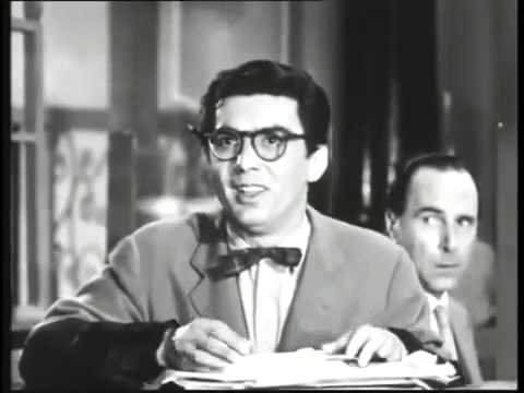 Ο μύθος του Δημήτρη Χορν: Ο μποέμ καλλιτέχνης που πάτησε το σανίδι στα 4 του χρόνια [εικόνες & βίντεο]  | iefimerida.gr 2