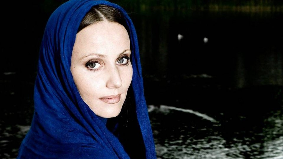 Αυτή η γυναίκα είναι ιμάμης στη Δανία -Χωρίς μαντίλα, μοδάτη, υπέρ ενός προοδευτικού Ισλάμ [εικόνες] | iefimerida.gr 7