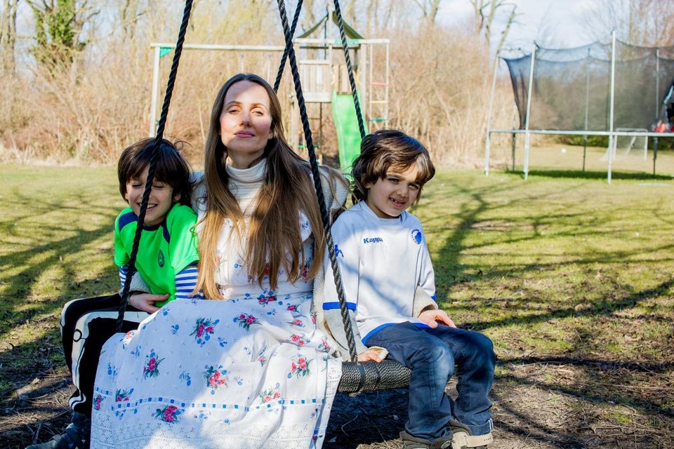 Αυτή η γυναίκα είναι ιμάμης στη Δανία -Χωρίς μαντίλα, μοδάτη, υπέρ ενός προοδευτικού Ισλάμ [εικόνες] | iefimerida.gr 3