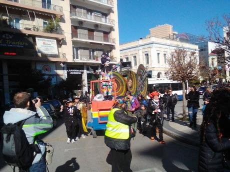 Σε ρυθμούς καρναβαλιού η Πάτρα -Αρχισαν οι εκδηλώσεις [εικόνες] | iefimerida.gr 0