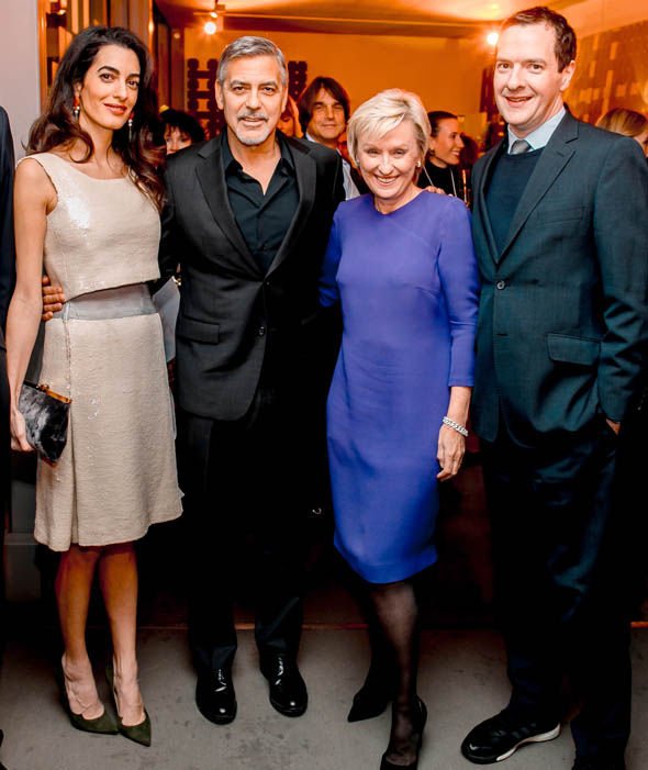 Νταβός: Η Λαγκάρντ ρωτάει τον Τζορτζ Κλούνεϊ αν η Αμάλ είναι έγκυος [εικόνες] | iefimerida.gr 3