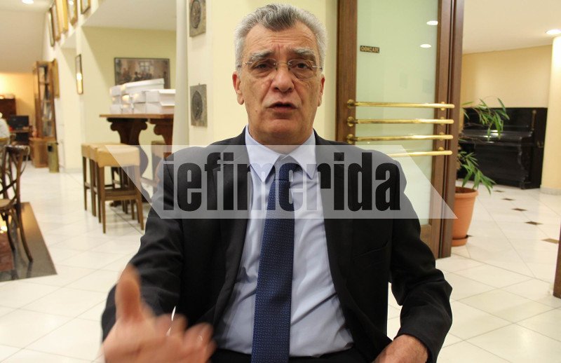 Ο δήμαρχος Λέσβου Σπύρος Γαληνός στο iefimerida: «Η Μόρια έχει μετατραπεί σε φυλακή ανθρώπινων ψυχών» | iefimerida.gr 2