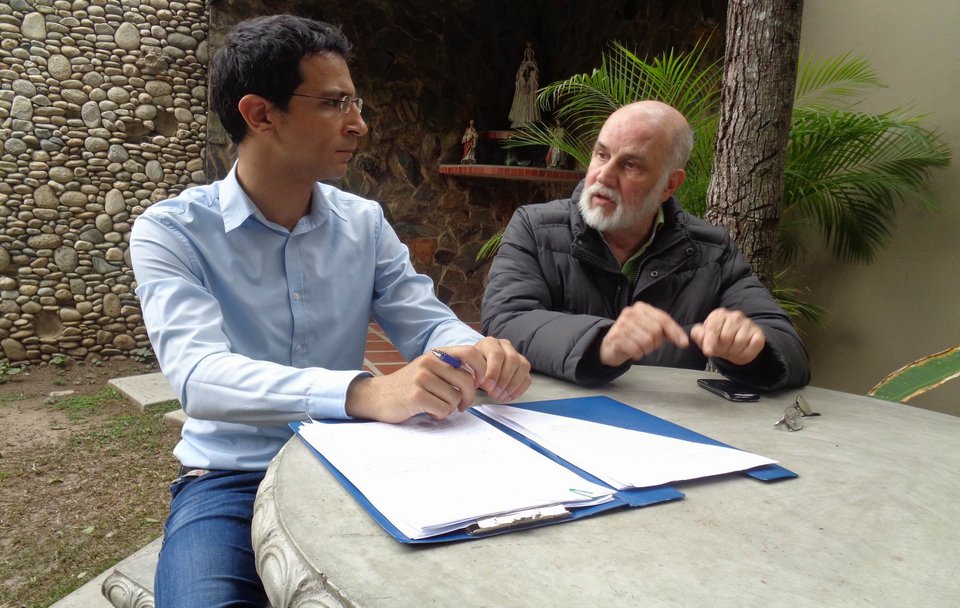 Εκλεισε η αρχαιότερη εφημερίδα στη Βενεζουέλα, επειδή ο Μαδούρο δεν δίνει χαρτί για να τυπωθεί [εικόνες] | iefimerida.gr 2