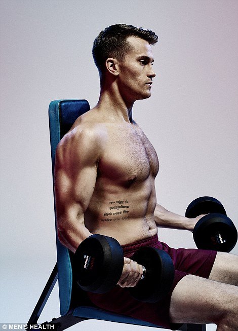 Από άνδρας με κοιλίτσα σε κορμί «φέτες» -Απίστευτη αλλαγή σε 8 εβδομάδες [εικόνες] | iefimerida.gr 1