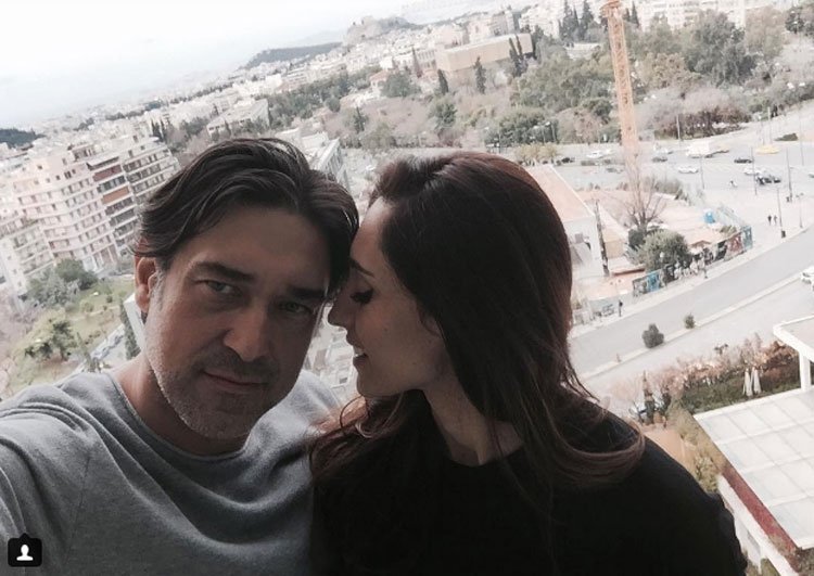 Μπουράκ Χακί: Ο αγαπημένος Τούρκος ηθοποιός του «Κισμέτ» στην Ελλάδα με τη σύντροφό του [εικόνες] | iefimerida.gr 2