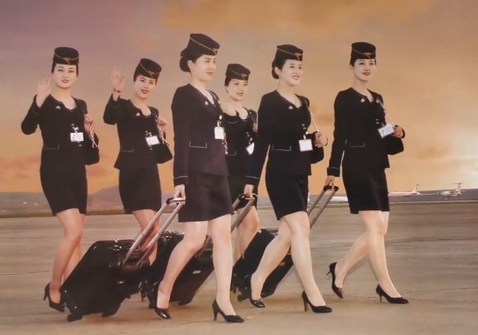 Οι «νέες» αεροσυνοδοί της Β. Κορέας: Με μίνι(!) φούστες στο επίσημο ημερολόγιο του 2017 [εικόνες]   | iefimerida.gr 5